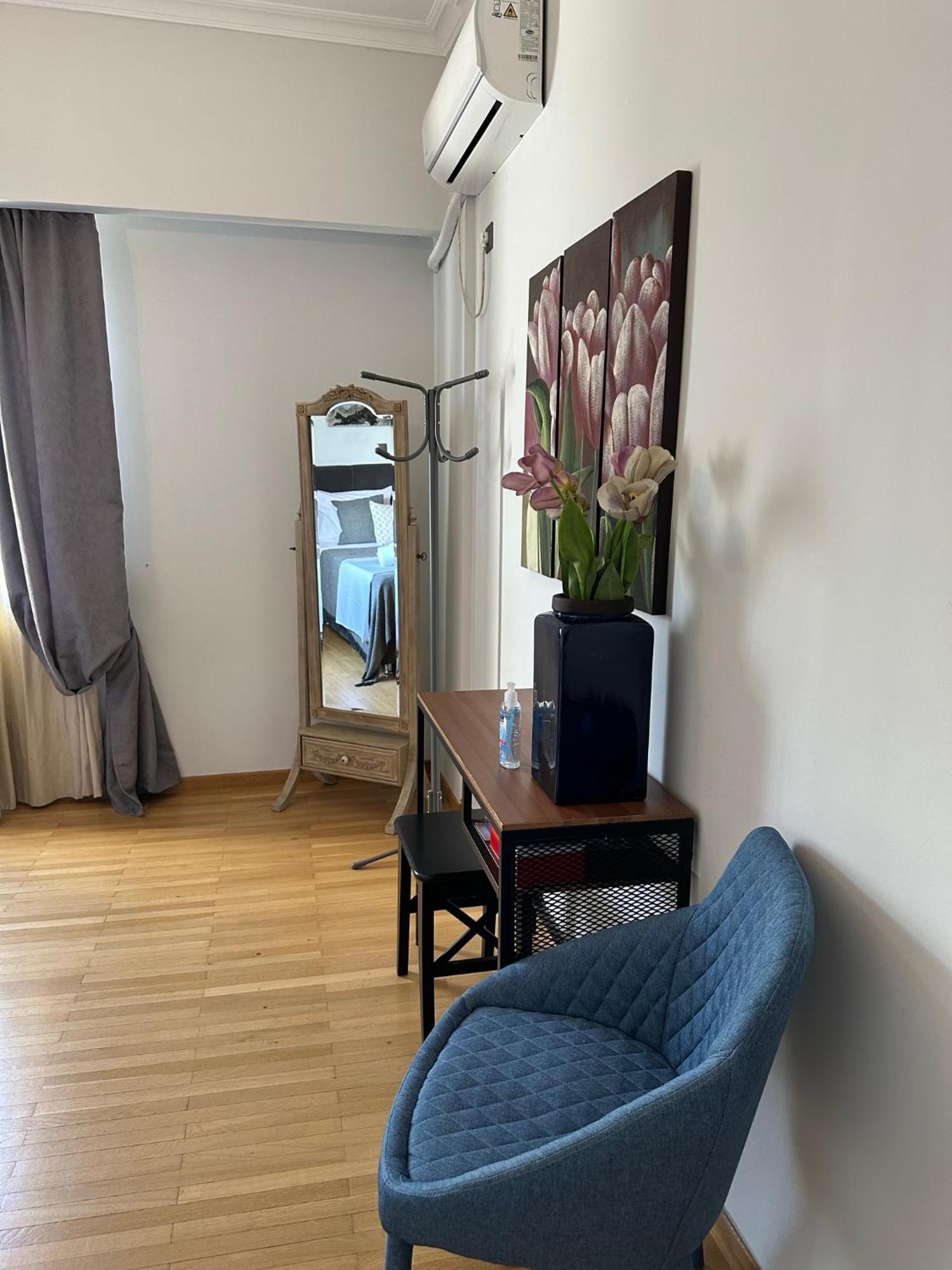 2 Bd Apt In Syntagma With Acropolis View Atena Exterior foto