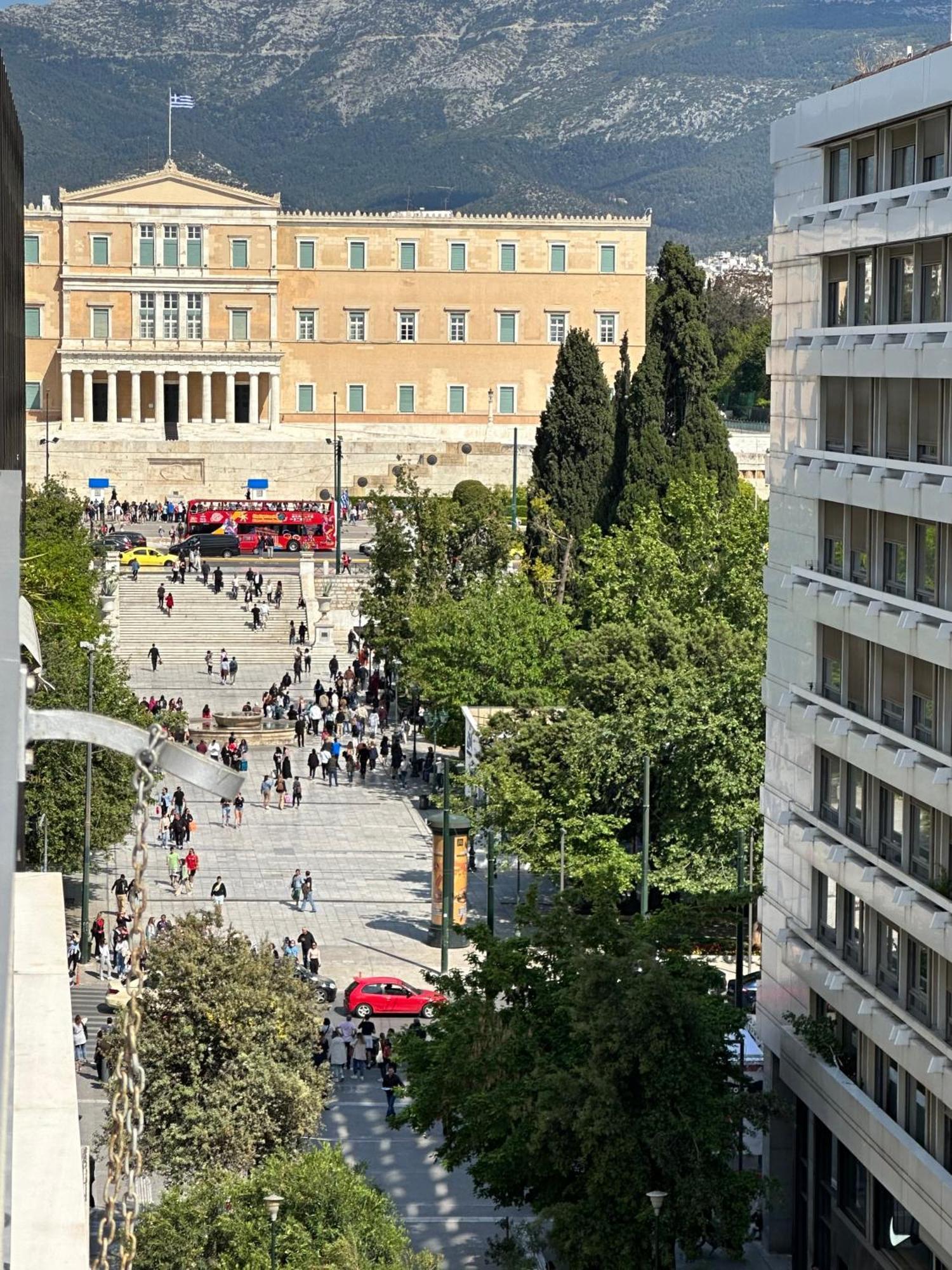 2 Bd Apt In Syntagma With Acropolis View Atena Exterior foto